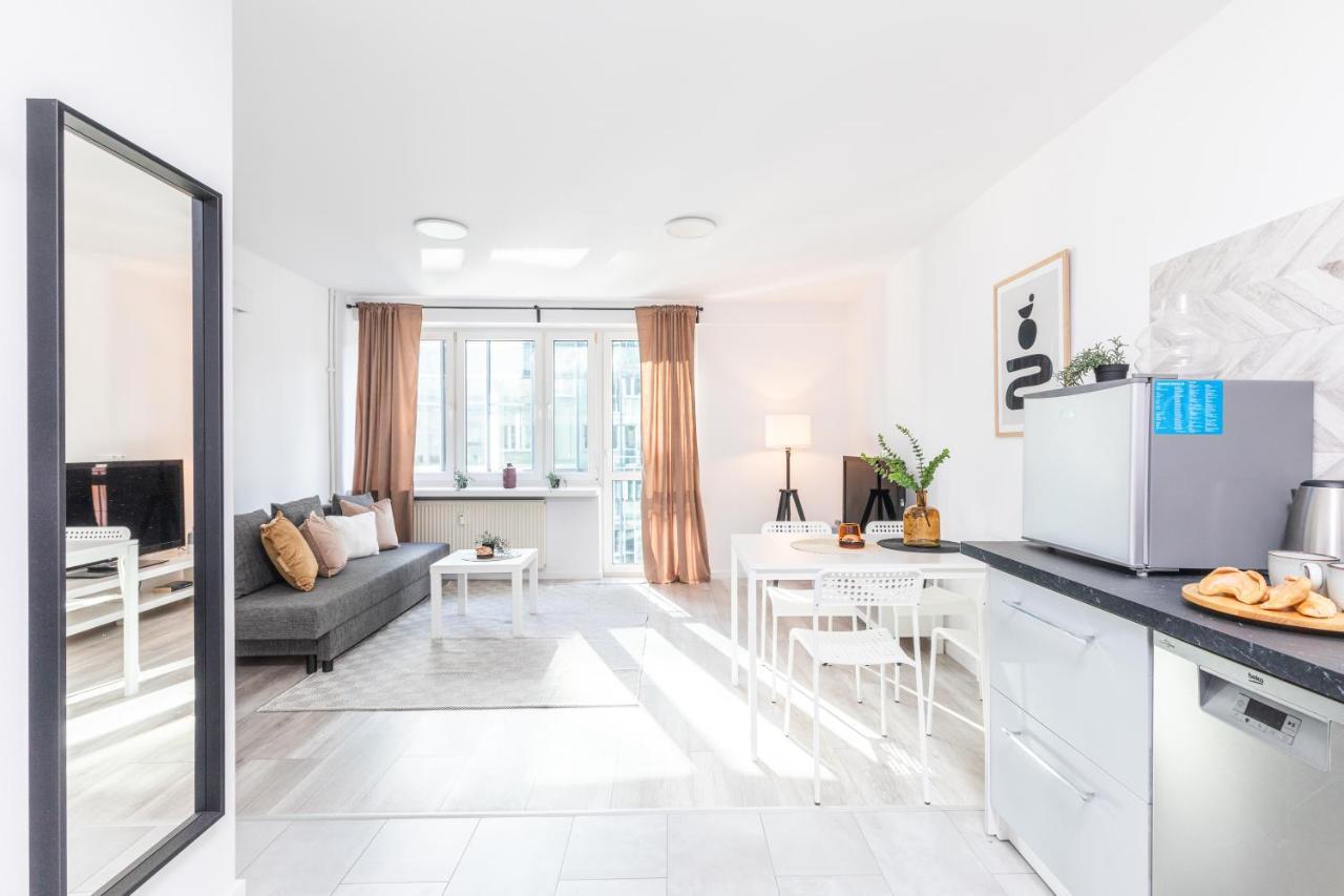 Superapart Jana Pawla II 18 Warsaw Ngoại thất bức ảnh